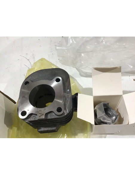 Bloc cylindre et piston YAMAHA BOOSTER 50 - 1997/2007 - 4CU-WE13A-10 Neuf