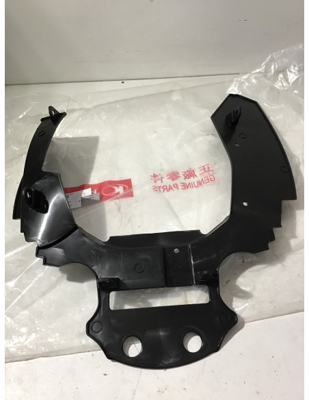 Cache intérieur de carénage KYMCO PEOPLE 125 EURO4 - 2019 - 801011-AGE-E00-N1R Occasion