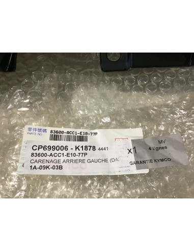 Cache latéral arrière gauche KYMCO LIKE 50 4t - 2009/2018 - 83600-ACC1-E10-77P État Neuf
