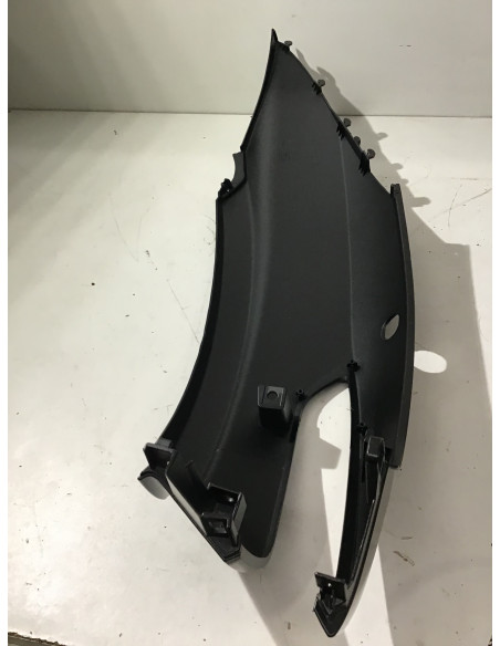 Cache latéral arrière droit PIAGGIO MP3 500 - 2014/2018 - 1B002011 État Neuf