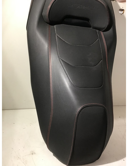Selle YAMAHA X-MAX 300 - 2018 - BL1-F470E-01 Occasion