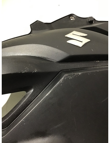 Cache latéral droit SUZUKI DL V-STROM 650 - 2017/2021 - 94413-28K0 Occasion