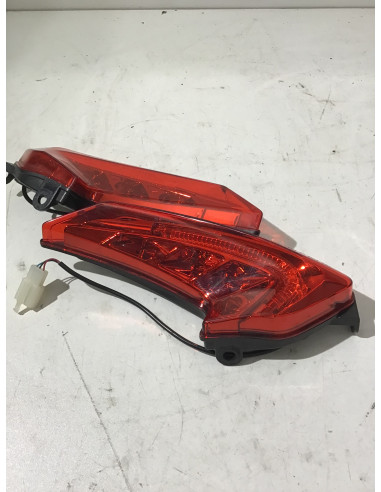 Feu arrière MV AGUSTA DRAGSTER 800 - 2015/2017 - État Neuf