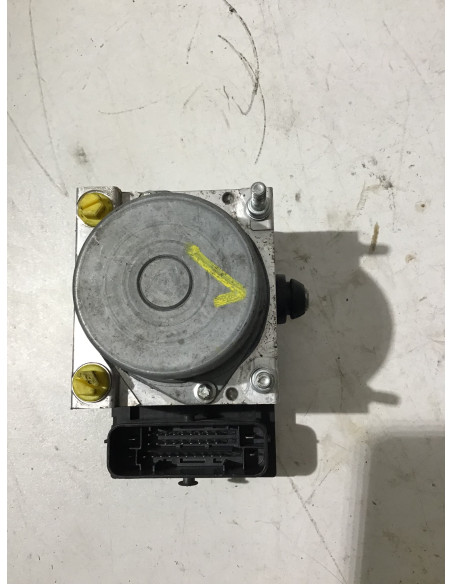 Centrale ABS KYMCO DINK 300 - 2014 - 0 265 800 993 Occasion