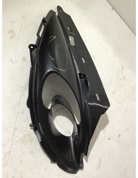 Cache boite à air avant gauche SUZUKI HAYABUSA 1300 - 2008 - 94681-15H00 Occasion