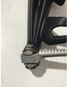 Platine repose-pied TRIUMPH STREET TRIPLE 675 - 2011 - Occasion 2