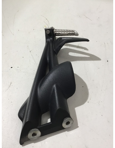 Platine repose-pied TRIUMPH STREET TRIPLE 675 - 2011 - Occasion