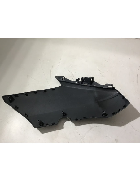 Flanc de carénage YAMAHA X-MAX 125 - 2018/2023
