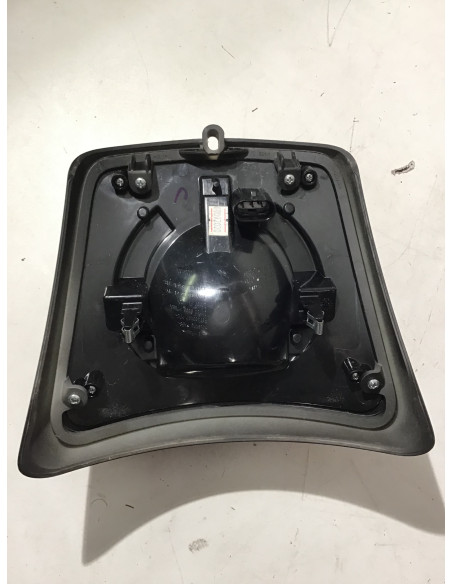 Feu arrière VESPA GTS 125 - 2021