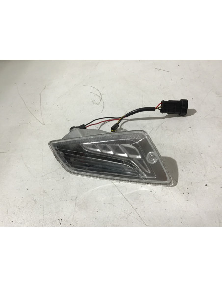 Clignotant avant gauche VESPA GTS 125 - 2019/2021 - 1D000476 Occasion