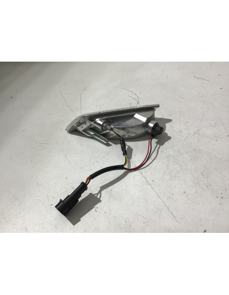 Clignotant avant gauche VESPA GTS 125 - 2019/2021