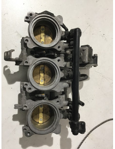 Corps d'injection TRIUMPH STREET TRIPLE 675 - 2007/2011 - Occasion 2