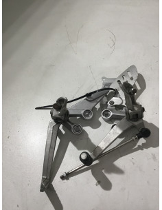 Platine repose-pied (paire) SUZUKI GSXR 750 - 2001/2005 - Occasion