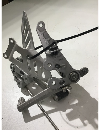 Platine repose-pied (paire) SUZUKI GSXR 750 - 2001/2005