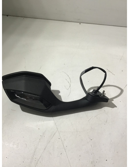Rétroviseur gauche YAMAHA R1 1000 - 2020/2022 - B3L-26280-01 Occasion
