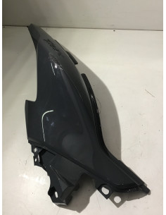 Cache latéral arrière droit YAMAHA T-MAX 560 - 2022 - BBW-21721-00 Occasion