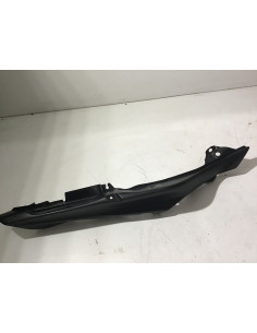 Flanc de selle arrière droit YAMAHA MT07 700 - 2018/2020 - B4C-2171X-00 Occasion