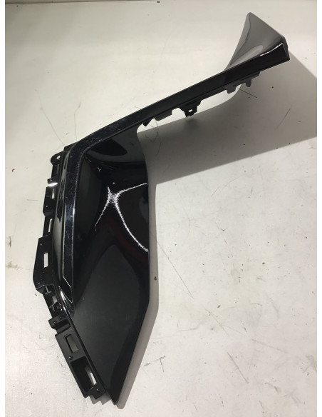 Flanc de carénage droit YAMAHA X-MAX 125 - 2023/2024