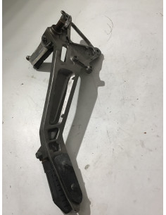 Platine repose-pied droit HONDA HORNET 600 - 1998/1999 - Occasion 2