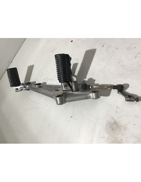 Platine repose-pied gauche HONDA CB BOL D OR 900 - 1979/1980