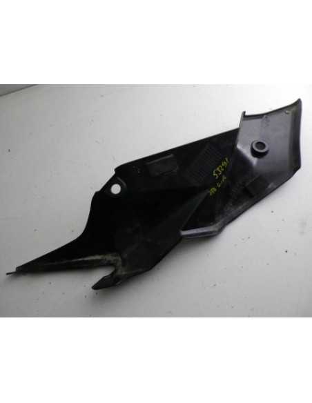 Cache latéral gauche SUZUKI GSR 750 - 2011 - 47611-08J00 - Occasion