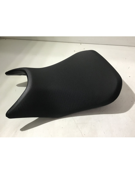 Selle HONDA HORNET 750 - 2023 - 08R74-MLB-D00ZA État Neuf