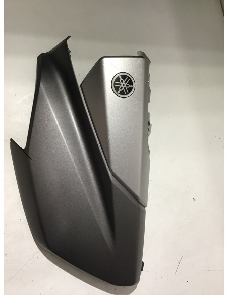 Flanc de carénage droit YAMAHA N-MAX 125 - 2015/2020 - 2DP-F835V-00 Occasion