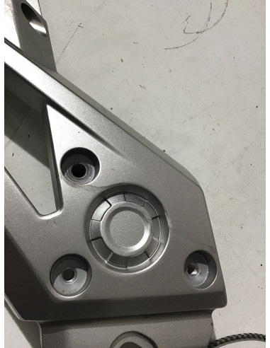 Platine repose-pied arrière droit HONDA X-ADV 750 - 2017/2020