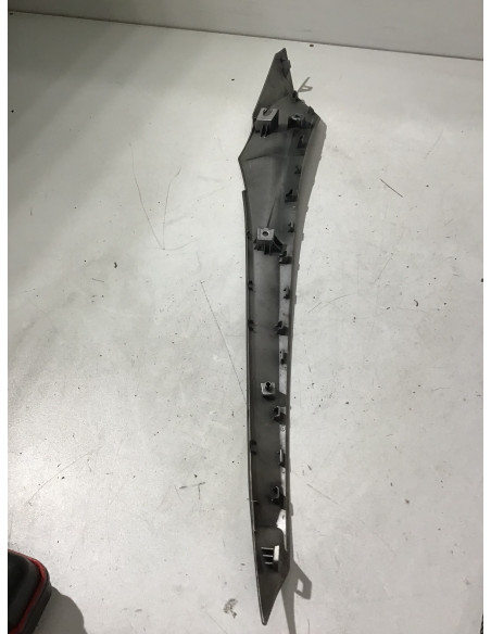 Bas de caisse gauche YAMAHA X-MAX 125 - 2018/2021