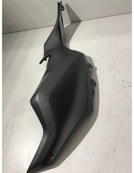 Couvre réservoir droit YAMAHA MT07 700 - 2014/2017 -