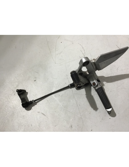 Platine repose-pied gauche SUZUKI SV 650 - 2003/2008
