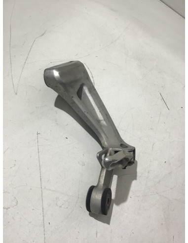 Platine repose-pied arrière droit SUZUKI SV 650 - 1999/2002