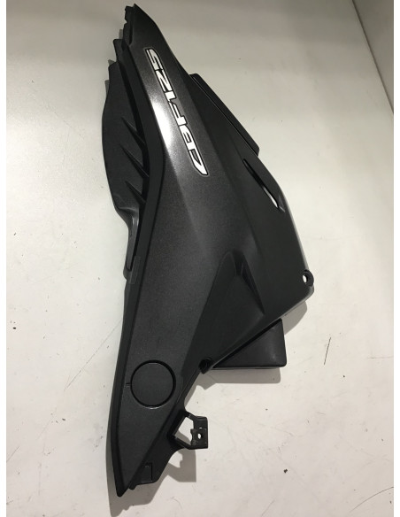 Cache latéral gauche HONDA CBF 125 - 2009/2011