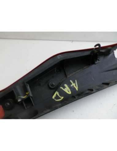 Flanc de selle droit HONDA CBR 125 JC5011 - 2011-2016 - 83670-KPP-T000 / 83600-KPP-T000 - Occasion - état moyen