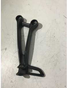 Platine repose-pied arrière gauche YAMAHA MT07 700 - 2017/2016 - 1WS-2741L-02 Occasion