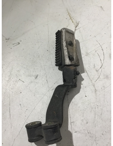 Repose-pied avant gauche YAMAHA DRAGSTAR 125 5JX - 2000/2004 - Occasion