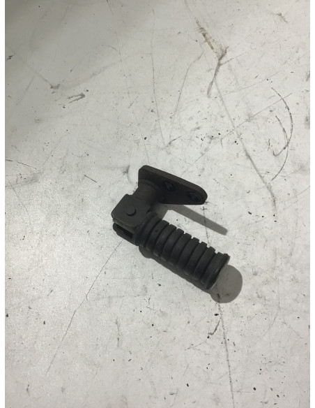 Repose-pied arrière gauche YAMAHA DRAGSTAR 125 - 2000/2004 - Occasion