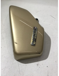 Cache latéral droit HONDA VTX 1800 - 2006 - 83400-MCV Occasion 2