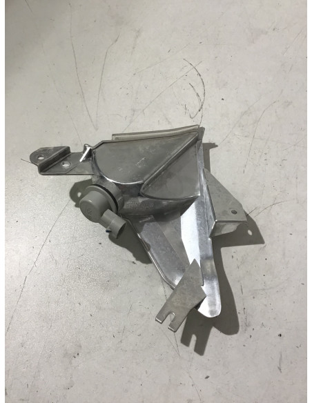 Clignotant avant droit YAMAHA X-MAX 125 37P - 2010/2013 - 37P-H3320-00 Clignotant avant droit YAMAHA X-MAX 125 37P - 2010/2013 - 37P-H3320-00