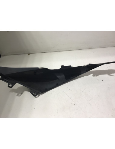 Flanc de selle droit YAMAHA X-MAX 125 - 2018/2019 - BL1-F1741-00