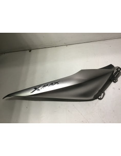 Flanc de selle droit YAMAHA X-MAX 125 - 2018/2019 - BL1-F1741-00 Occasion