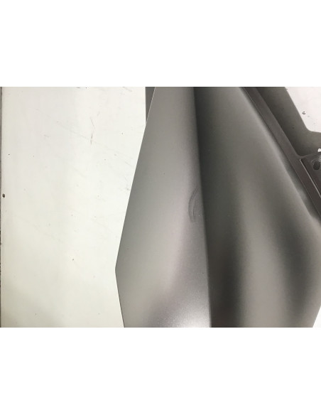 Flanc de selle droit YAMAHA X-MAX 125 - 2018/2019 - BL1-F1741-00