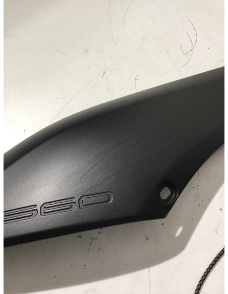 Cache latéral droit YAMAHA T-MAX 560 - 2020/2021 - B7M-21741-00