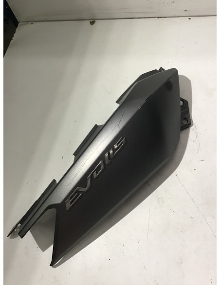 Flanc de selle droit MBK EVOLIS 125 - 2014/2017 - Occasion