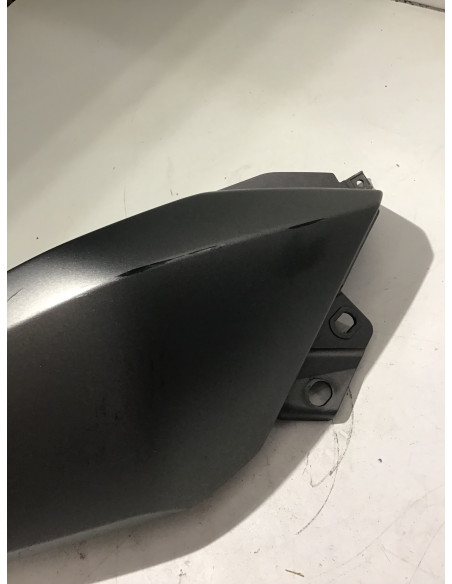 Flanc de selle droit MBK EVOLIS 125 - 2014/2017 -