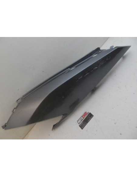 Flanc de selle gauche HONDA FORZA 125 - 2015-2017 - 83600-K40-F000 - Occasion