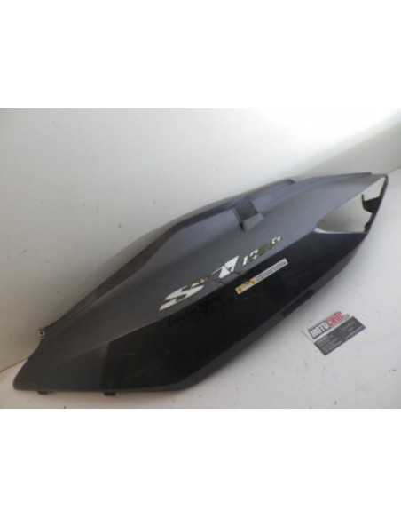 Flanc de selle gauche DAELIM S1 125 - 2009-2016 - 83600-SA7-000 / SL125U - Occasion