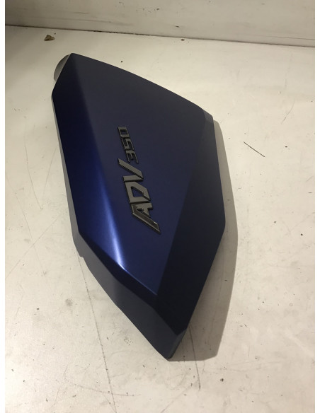 Flanc de selle droit HONDA X-ADV 350 - 2022 - 83500-K2L-D000