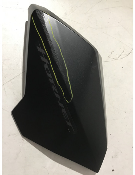 Écope droit HONDA HORNET 500 - 2024 - 64331-MLR-D400 Occasion