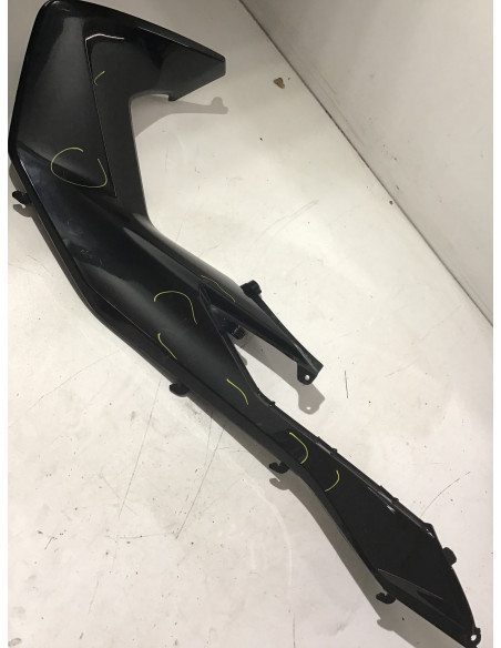 Cache latéral gauche HONDA FORZA 125 - 2017/2018 - 83620-K0B-T000 Occasion